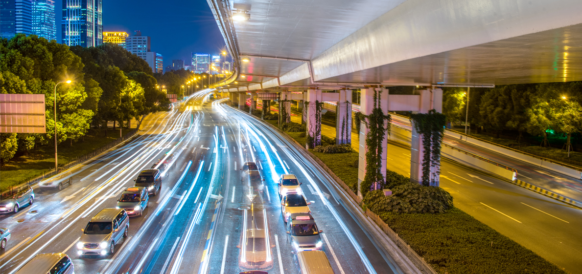 mengetahui etika penggunaan lampu jauh