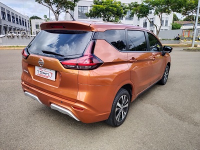 2019 Nissan Livina VE 1.5 A/T Bergaransi