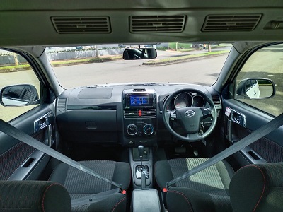 2017 Daihatsu Terios 1.5 R A/T Bergaransi