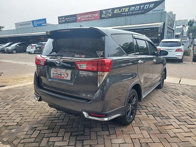 2018 Toyota Innova Venturer 2.4 A/T Bergaransi