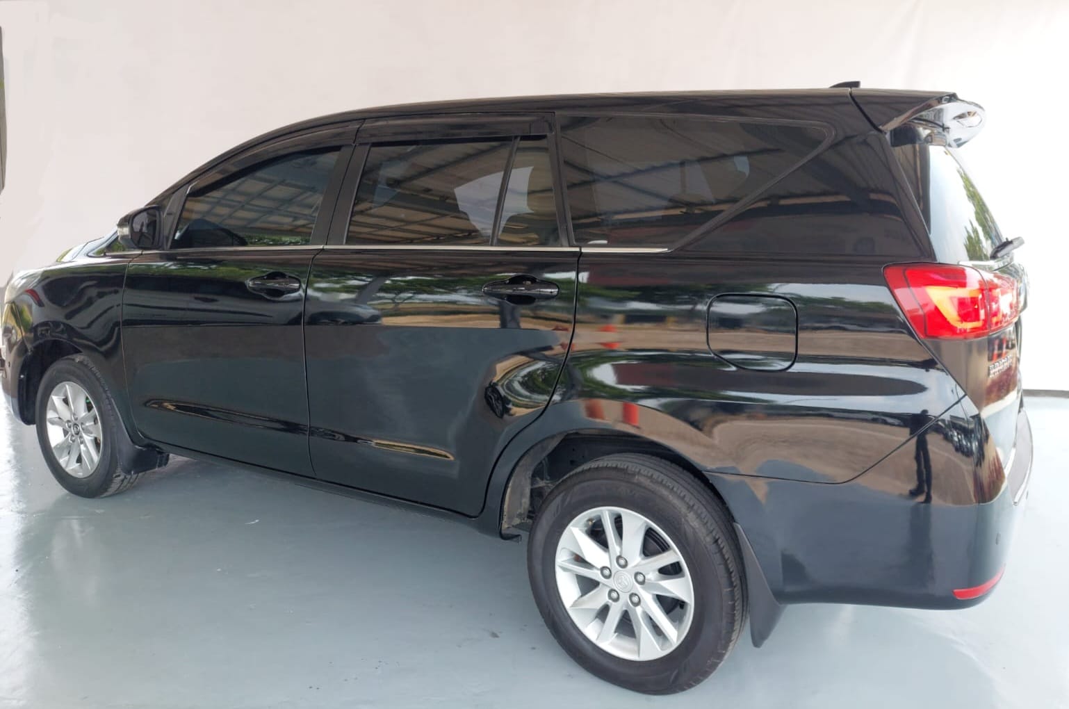 2018 Toyota Innova Reborn V 2.0 M/T Bergaransi