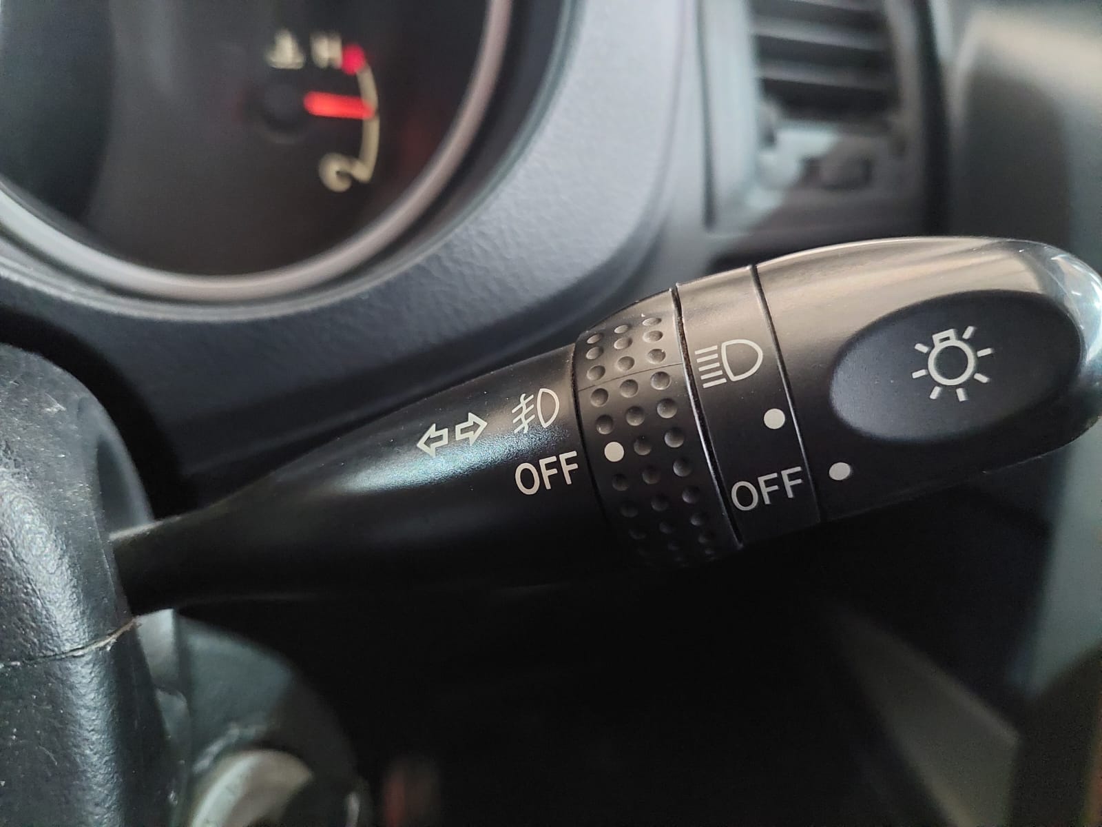 2014 Daihatsu Terios Tx 1.5 M/T