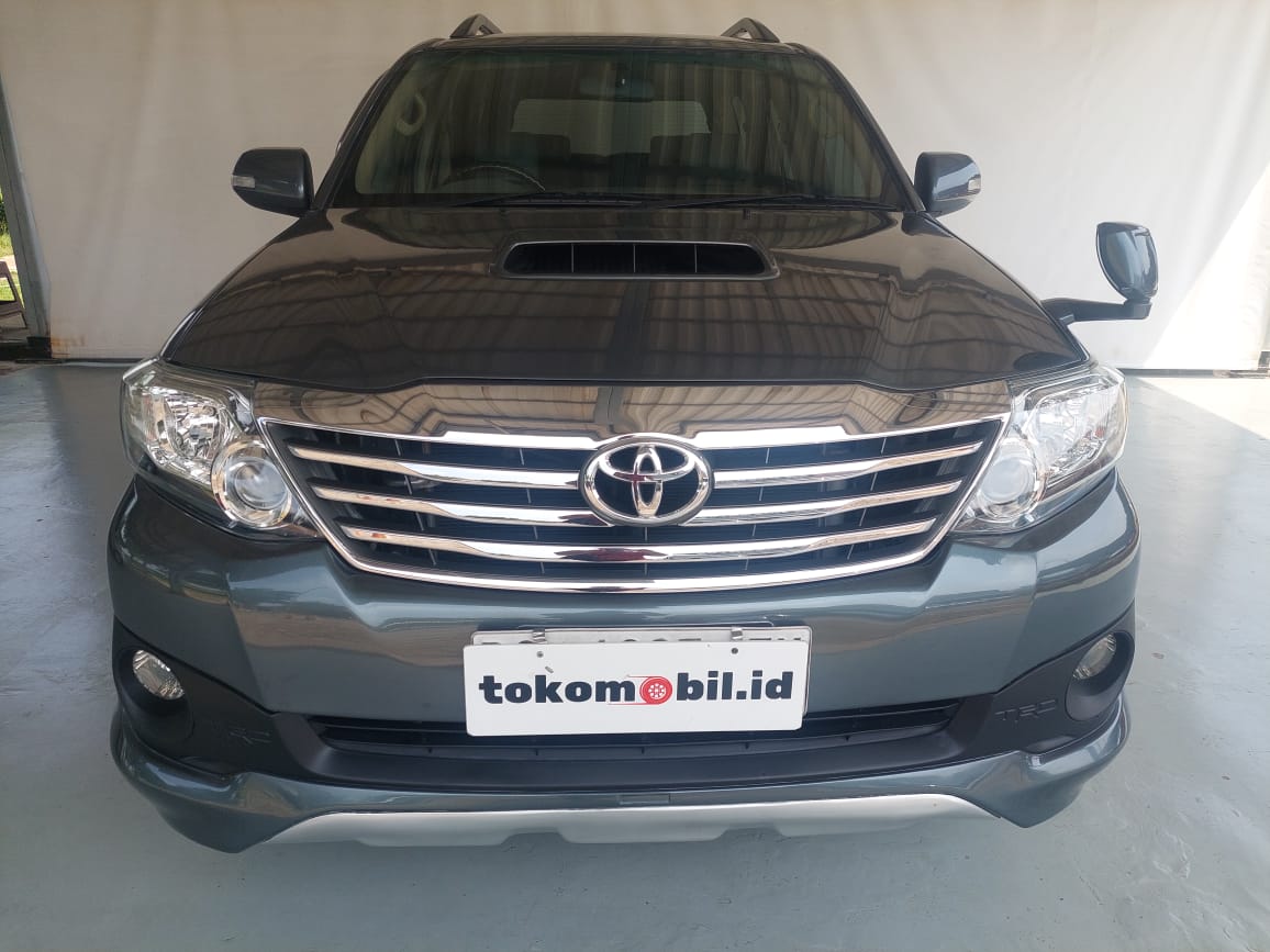 2013 Toyota Fortuner 2.5 TRD Sportivo M/T