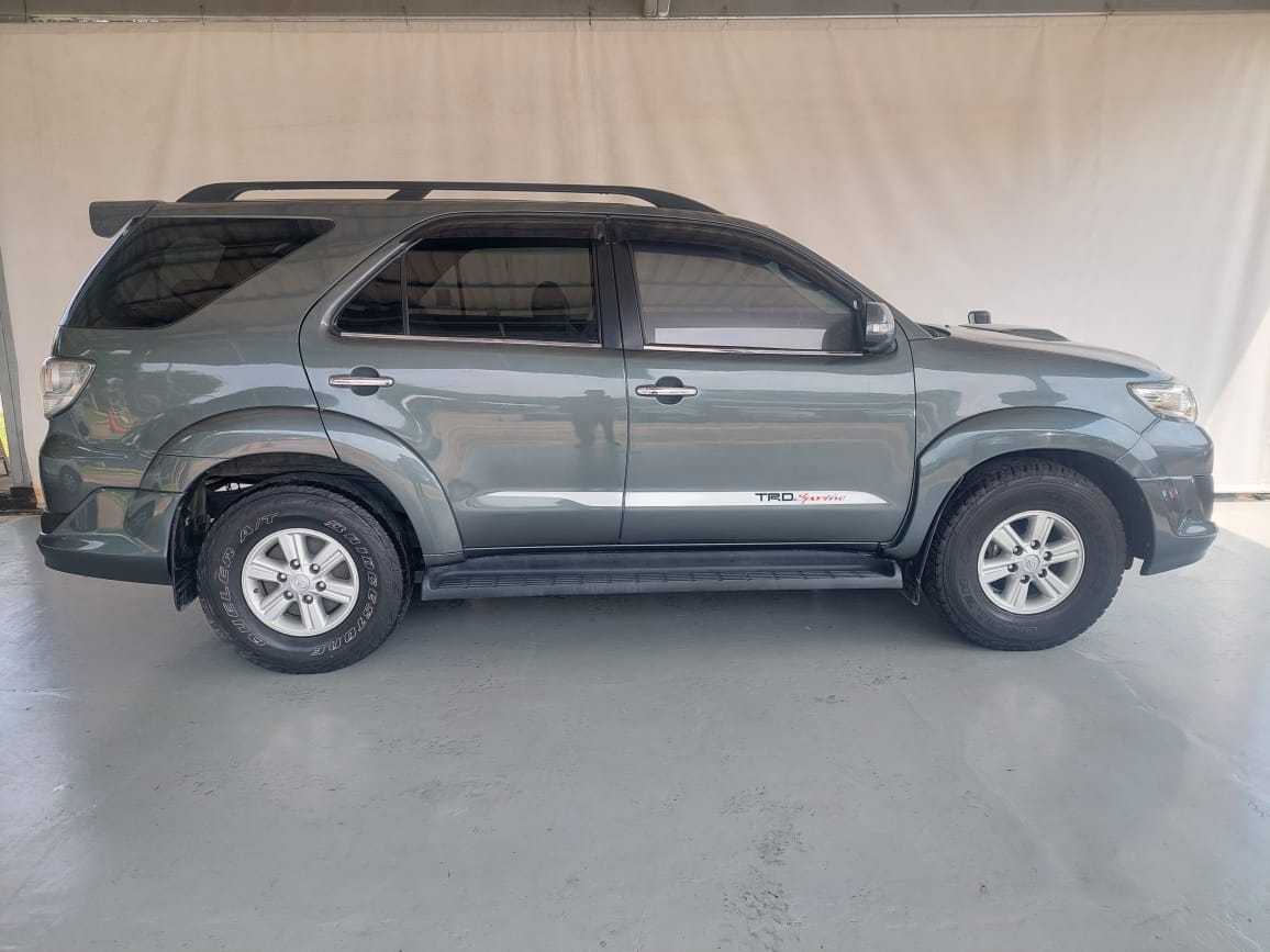 2013 Toyota Fortuner 2.5 TRD Sportivo M/T