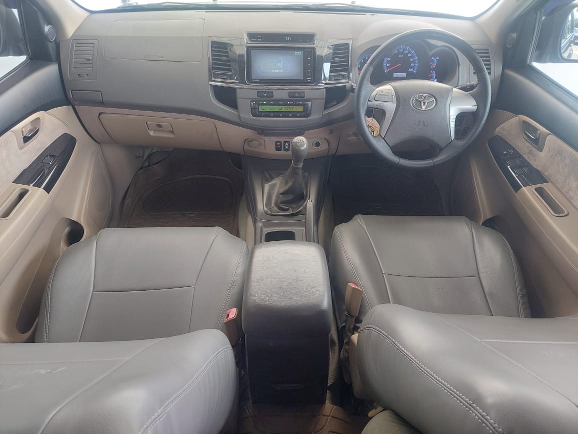 2013 Toyota Fortuner 2.5 TRD Sportivo M/T