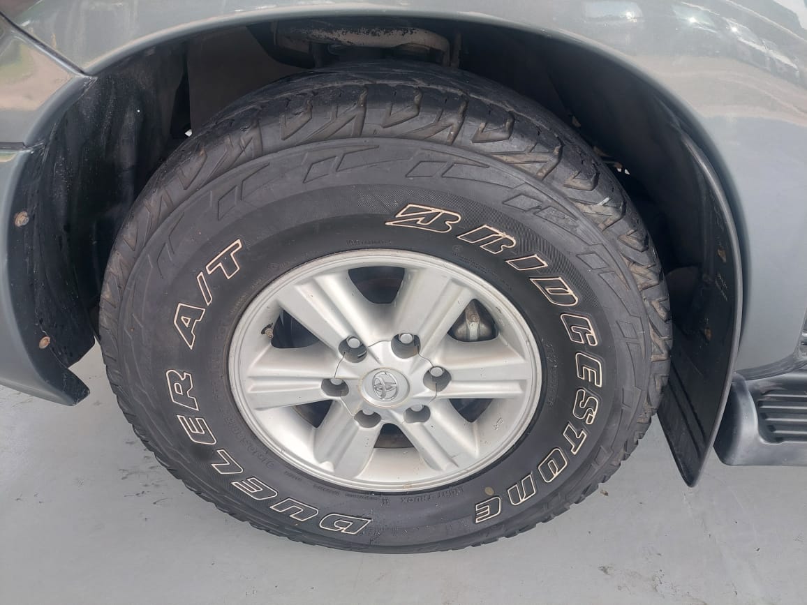 2013 Toyota Fortuner 2.5 TRD Sportivo M/T