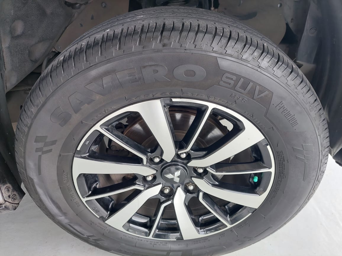 2016 Mitsubishi Pajero Sport Dakar 2.4 8A/T