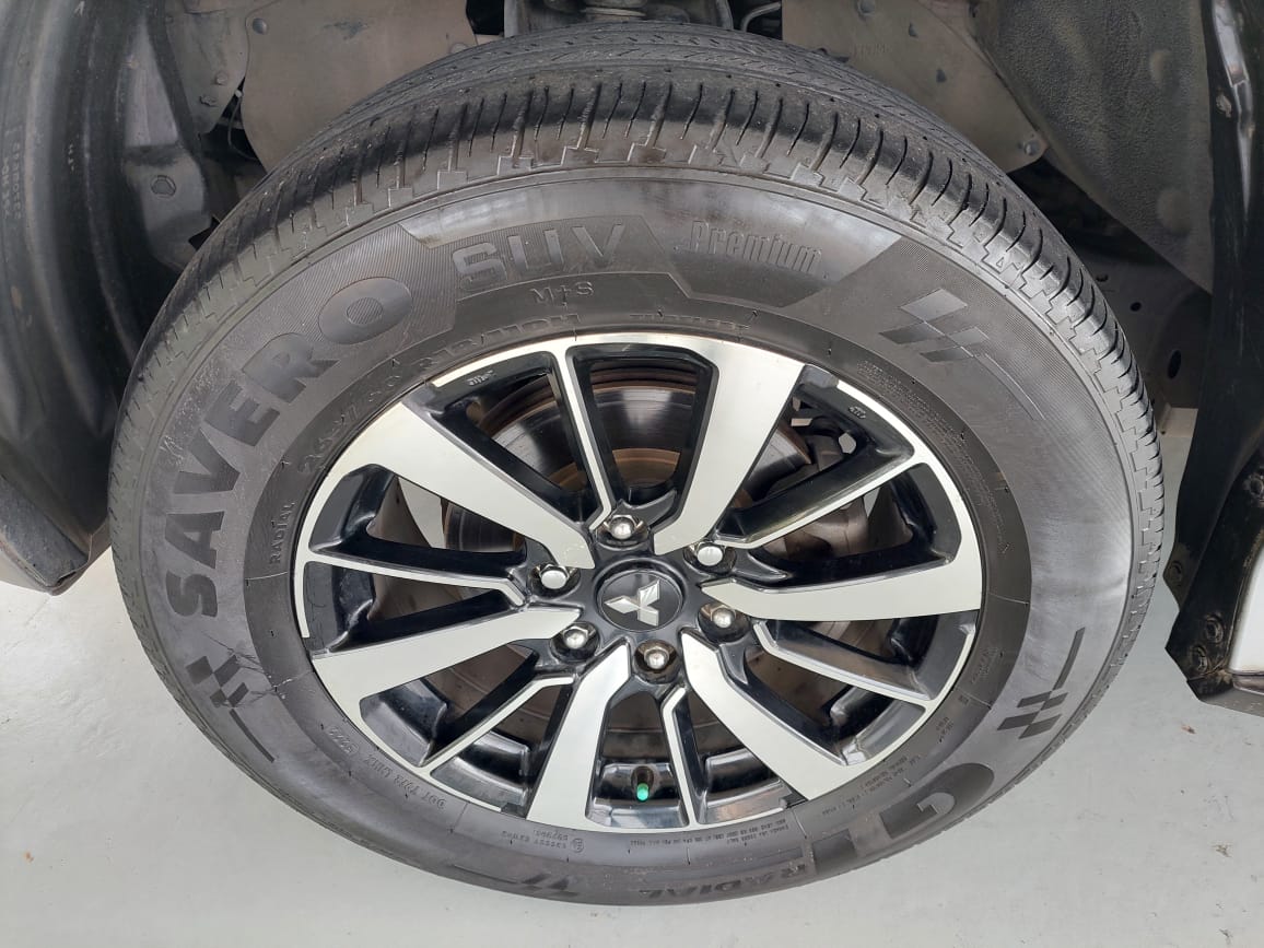 2016 Mitsubishi Pajero Sport Dakar 2.4 8A/T