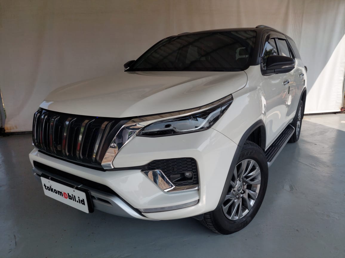 2021/2022 Toyota Fortuner VRZ 2.4 A/T Two Tone