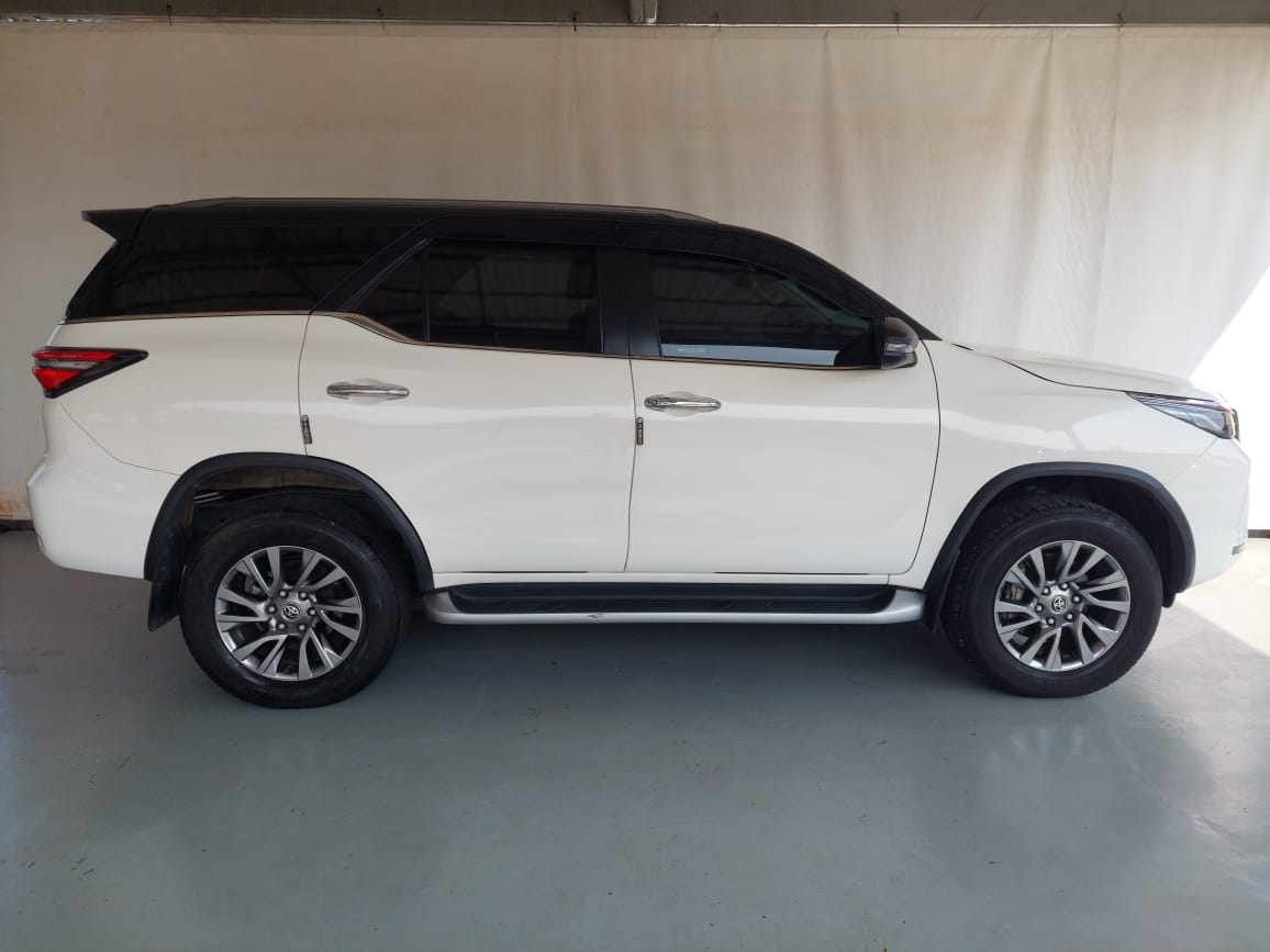 2021/2022 Toyota Fortuner VRZ 2.4 A/T Two Tone