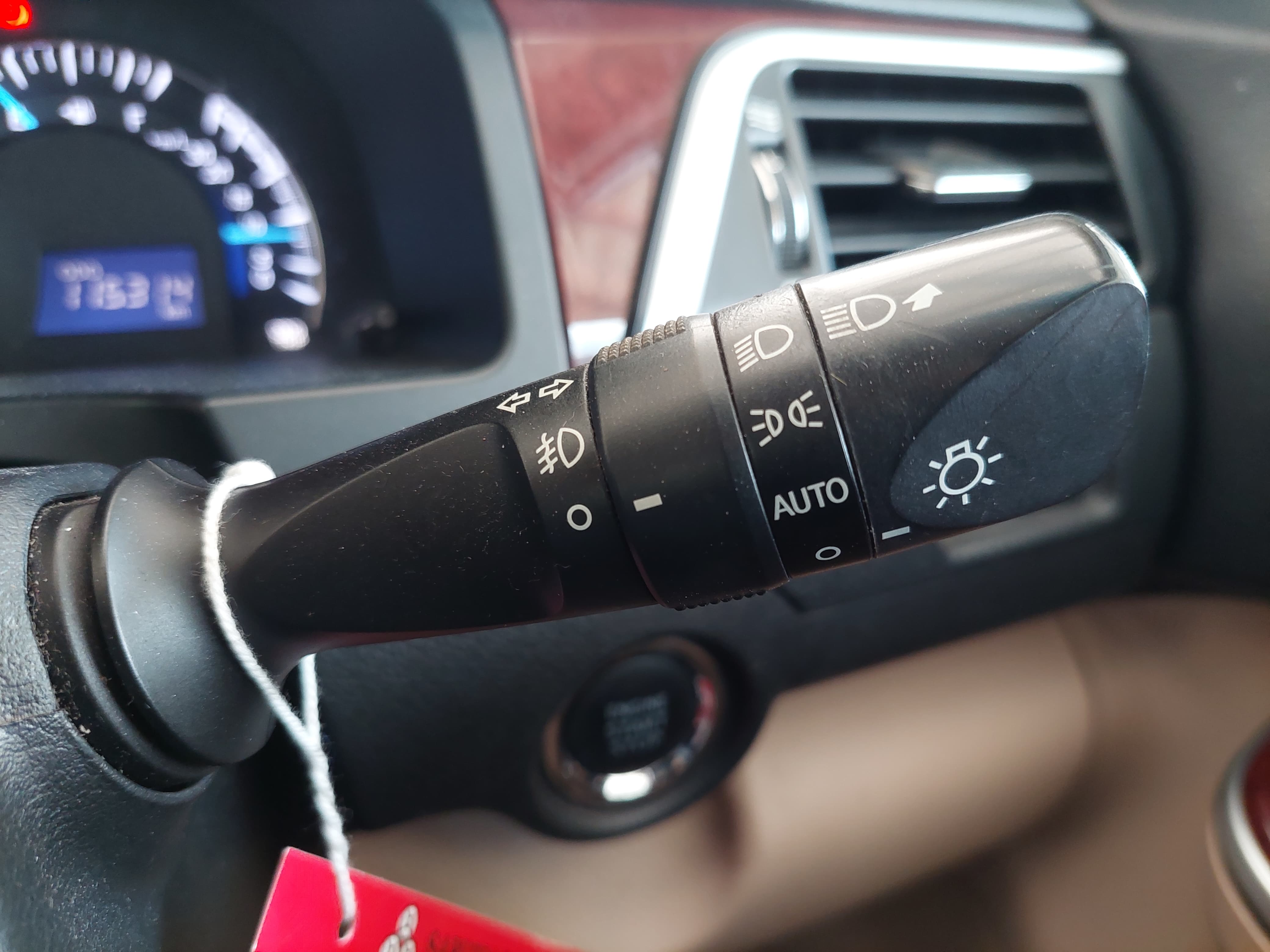 2014 Toyota Camry V 2.5 A/T (CBU)