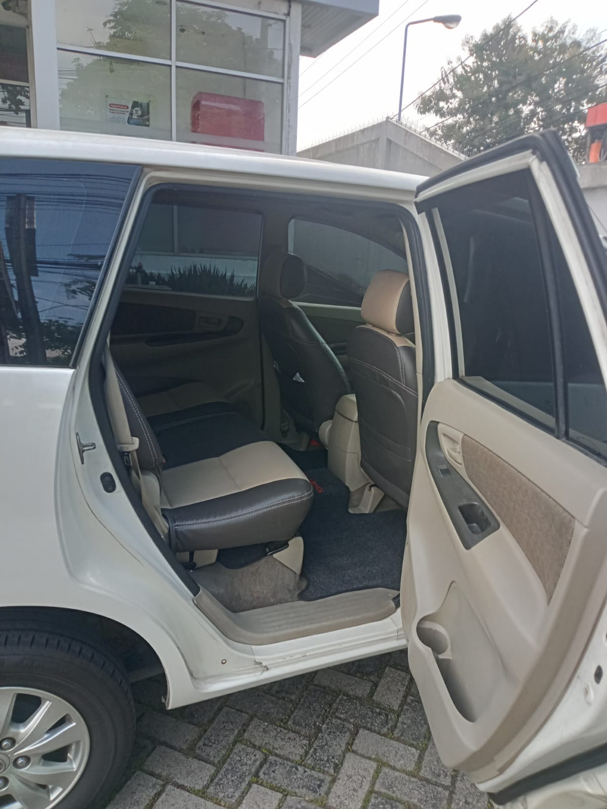 2012 Toyota Kijang Innova G 2.0 M/T
