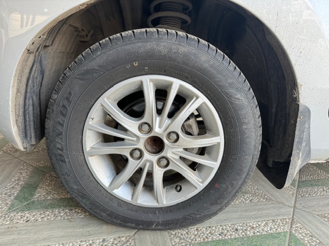 2015 Daihatsu Xenia R 1.3 M/T