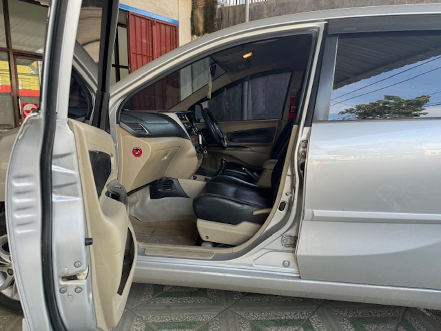 2015 Daihatsu Xenia R 1.3 M/T