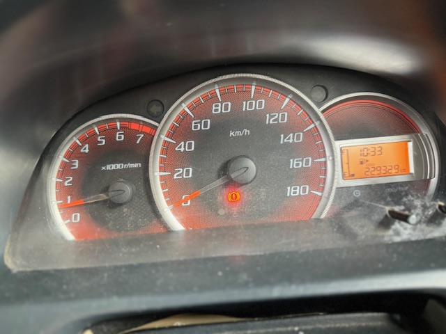 2015 Daihatsu Xenia R 1.3 M/T