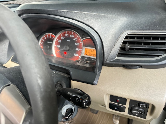 2015 Daihatsu Xenia R 1.3 M/T