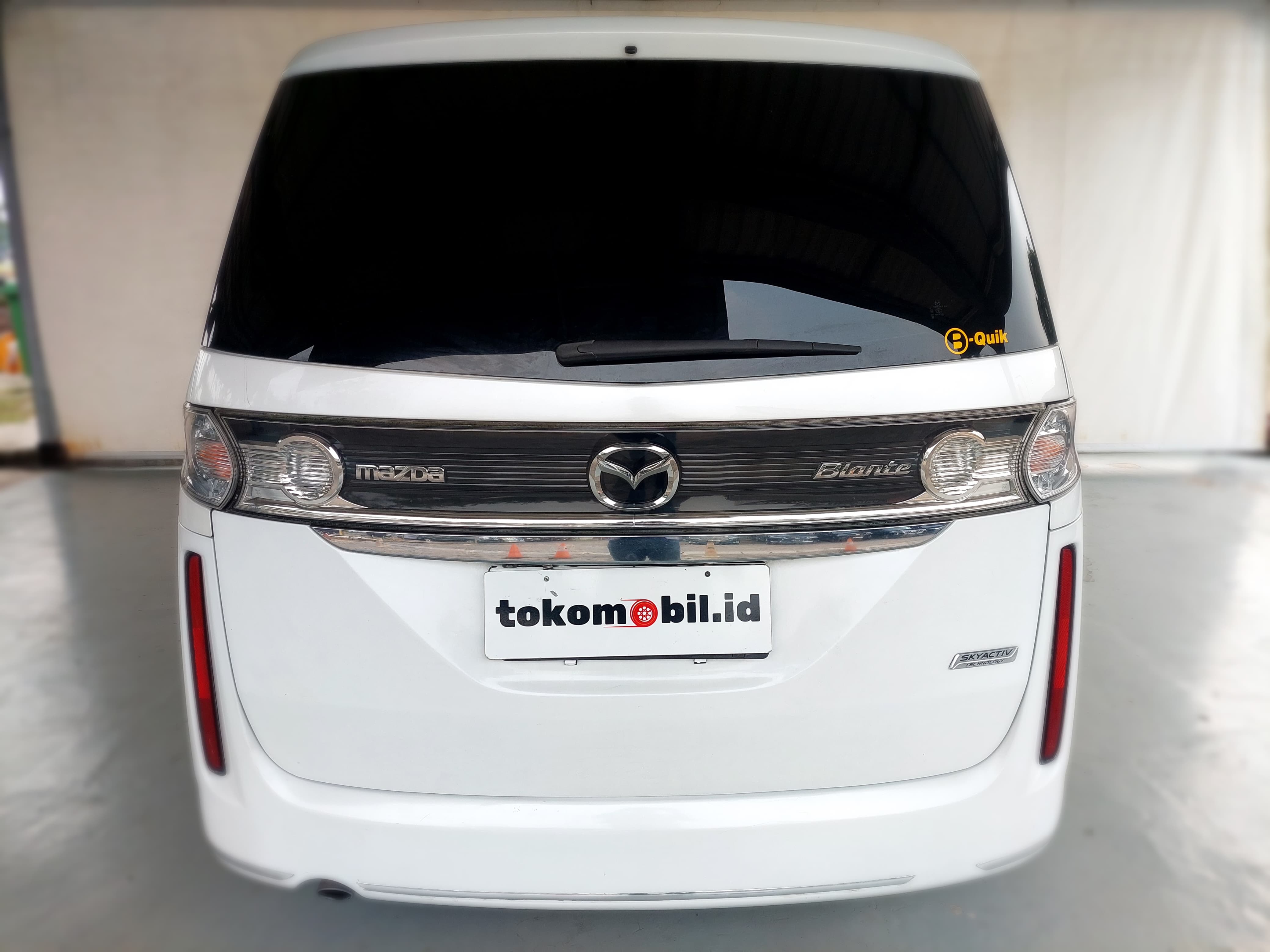 2014 Mazda Biante 2.0L 6 A/T