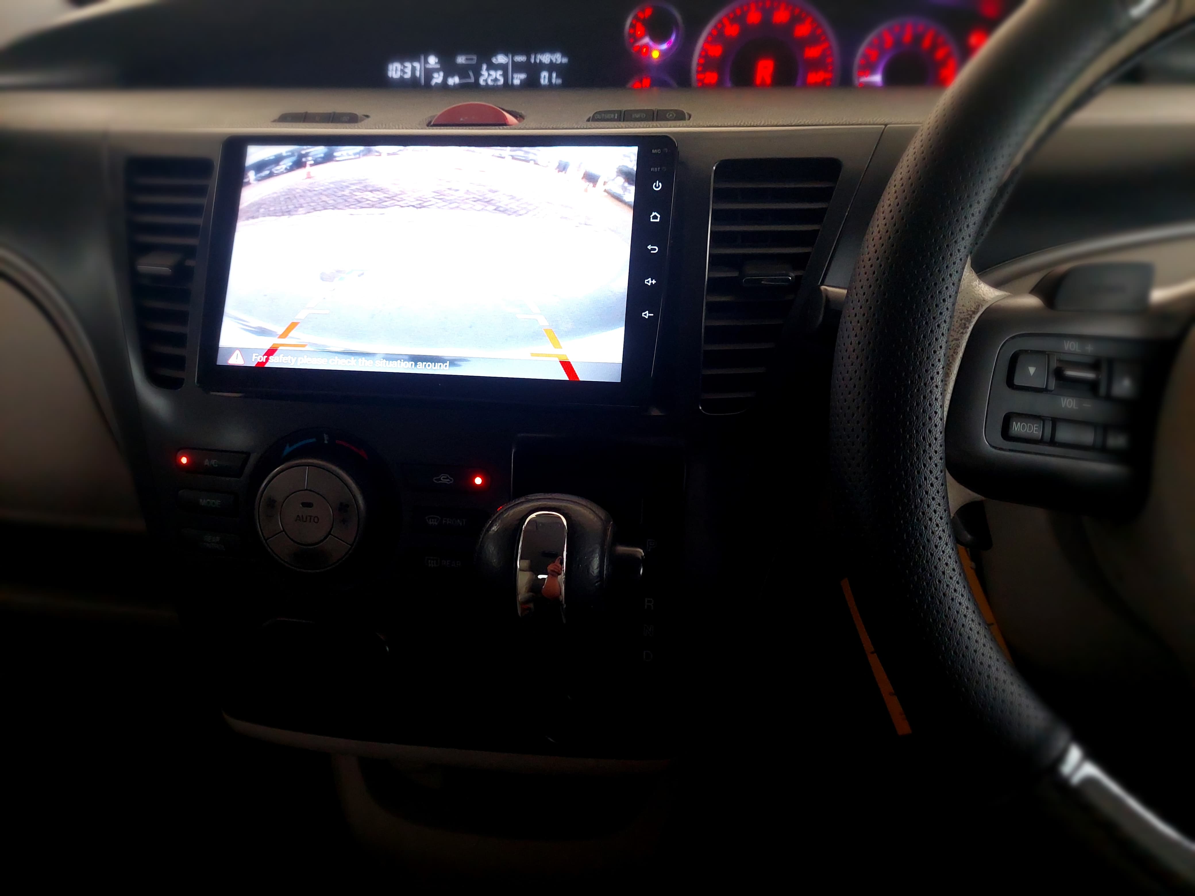 2014 Mazda Biante 2.0L 6 A/T