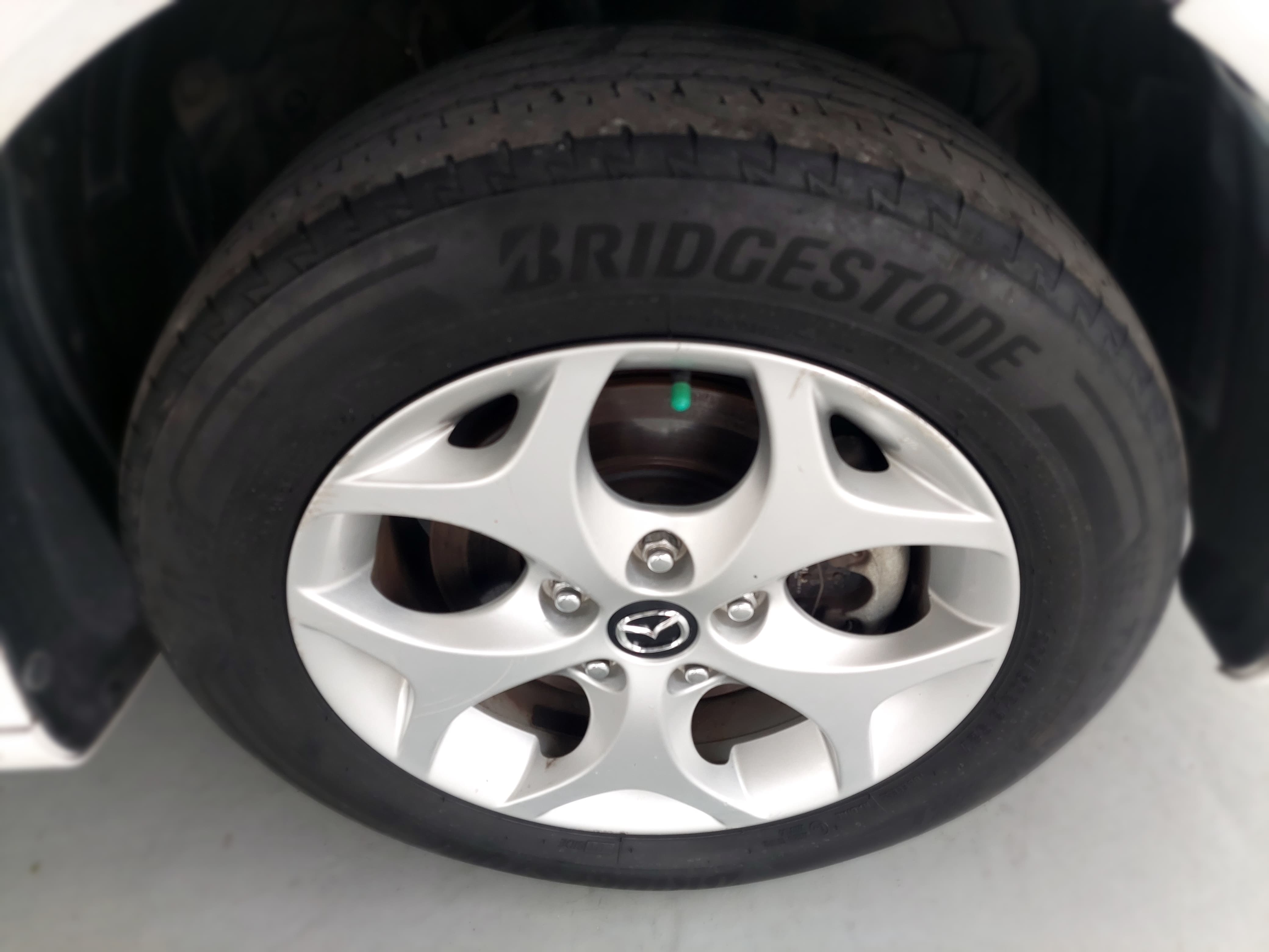 2014 Mazda Biante 2.0L 6 A/T