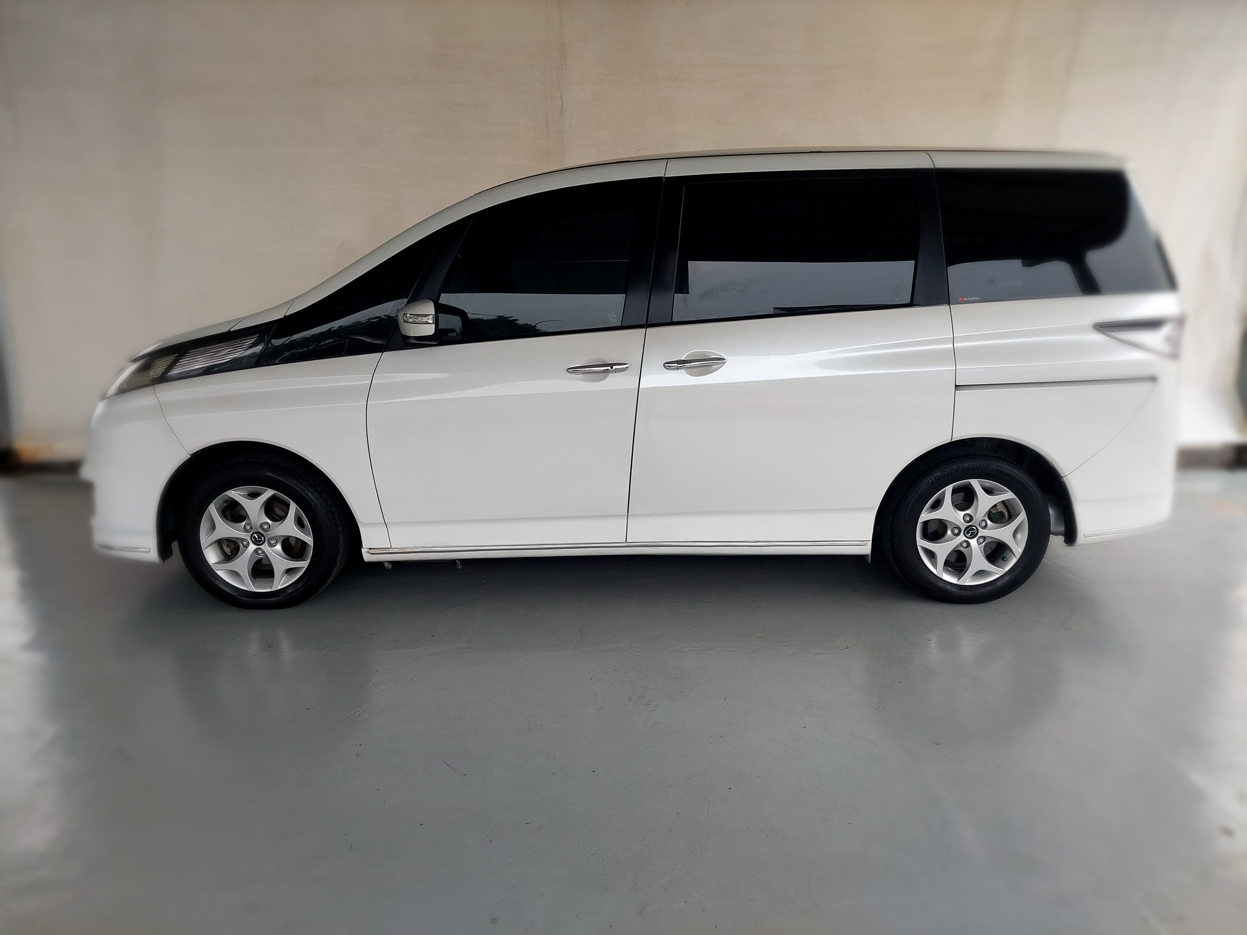 2014 Mazda Biante 2.0L 6 A/T