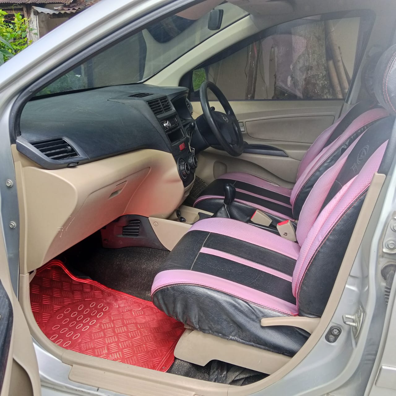 2012 Daihatsu Xenia R 1.3 M/T