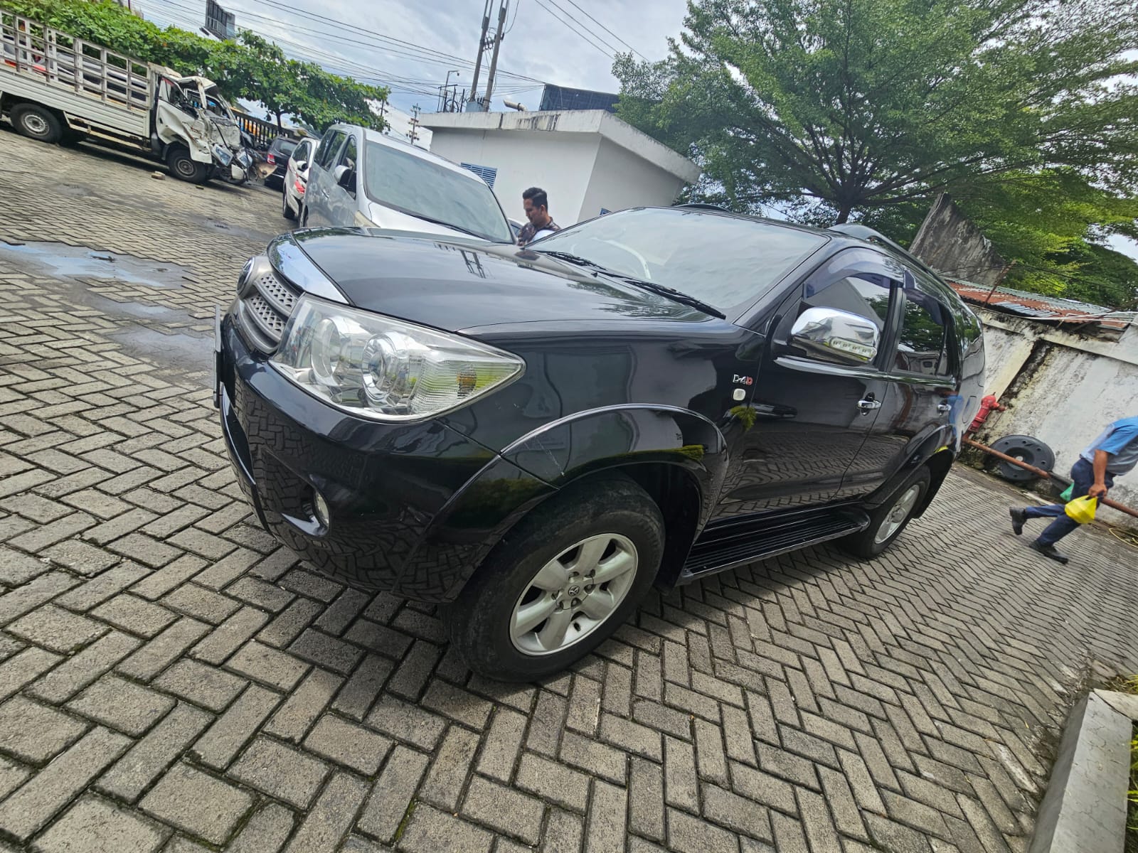 2009 Toyota Fortuner G 2.5 M/T