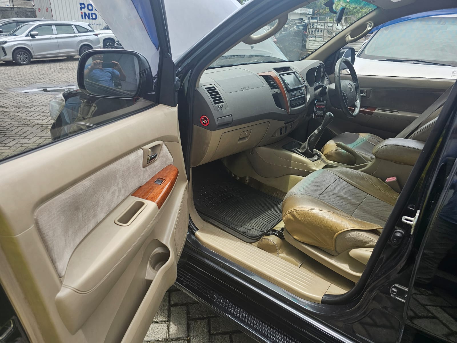 2009 Toyota Fortuner G 2.5 M/T