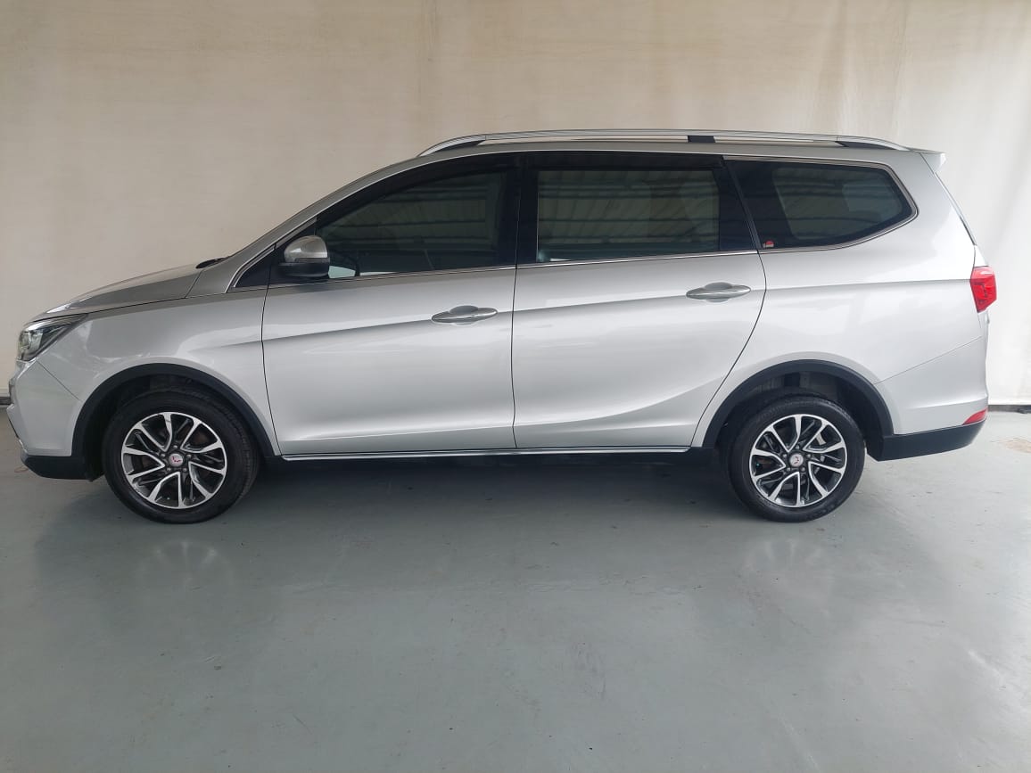 2019 Wuling Cortez 1.5 LT Lux CVT
