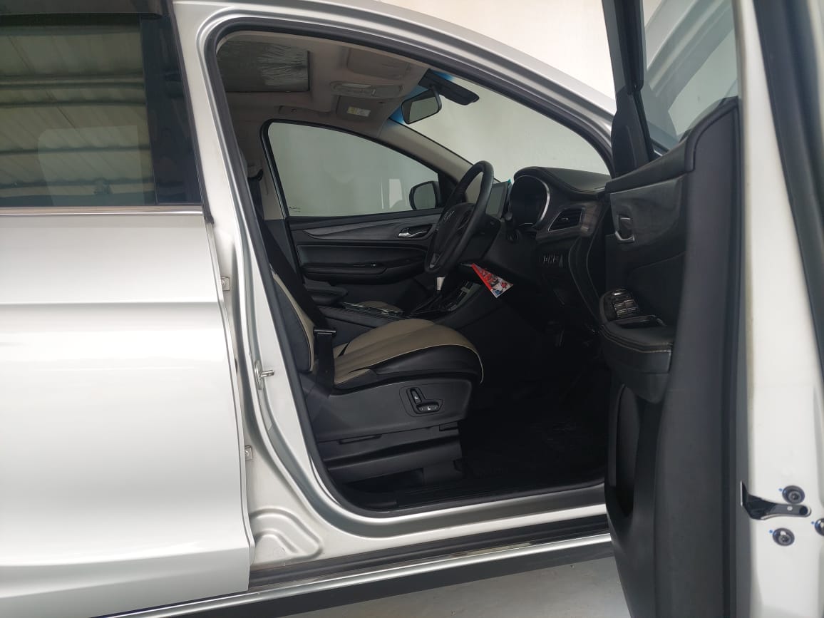 2019 Wuling Cortez 1.5 LT Lux CVT