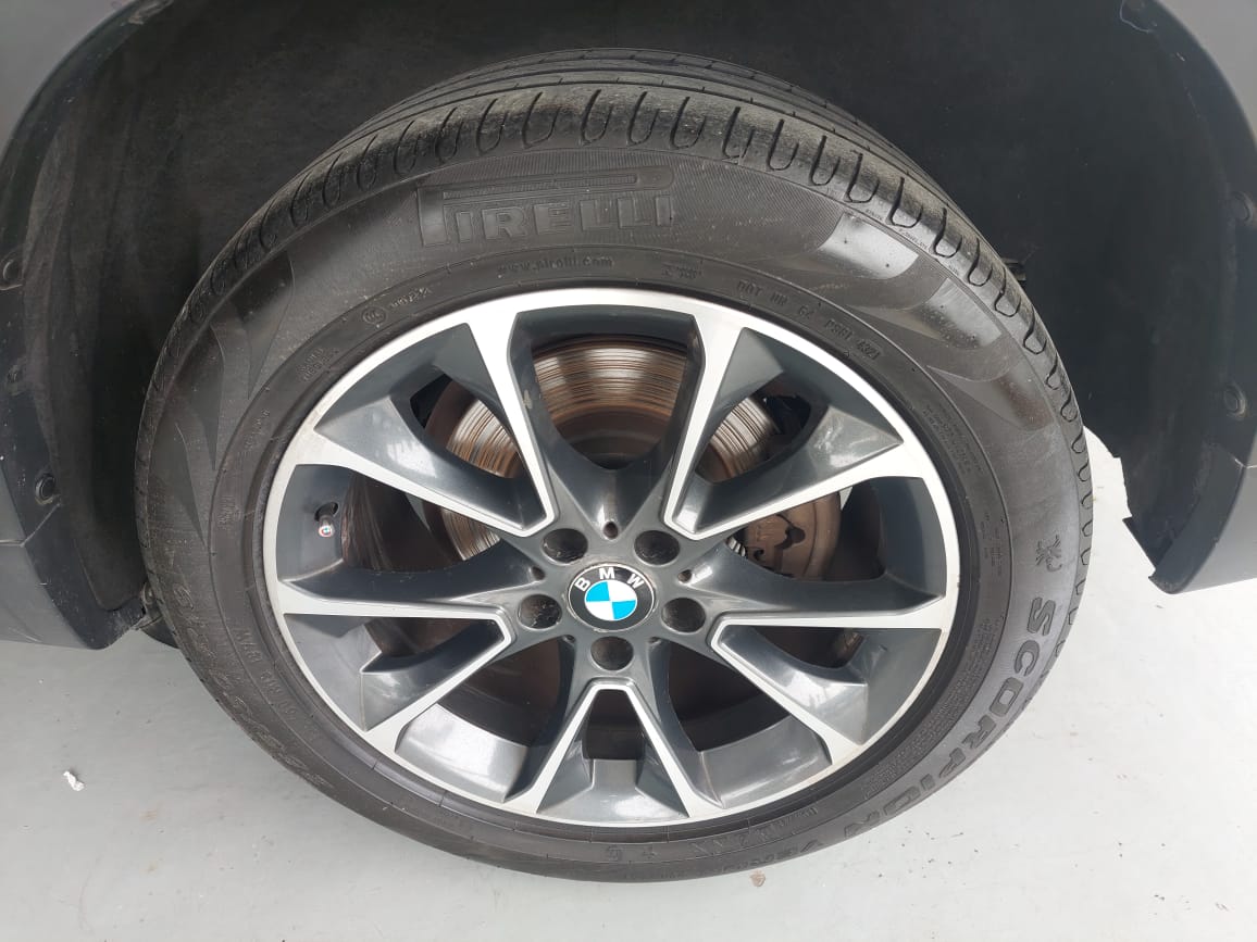 2015 BMW X5 3.0 Xdrive 35i AT