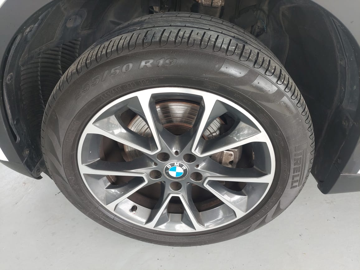 2015 BMW X5 3.0 Xdrive 35i AT
