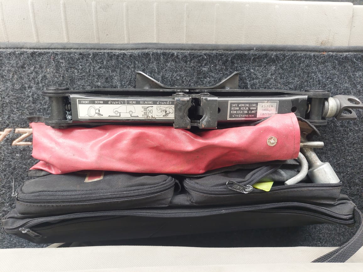 2011 Toyota Avanza G 1.3 M/T