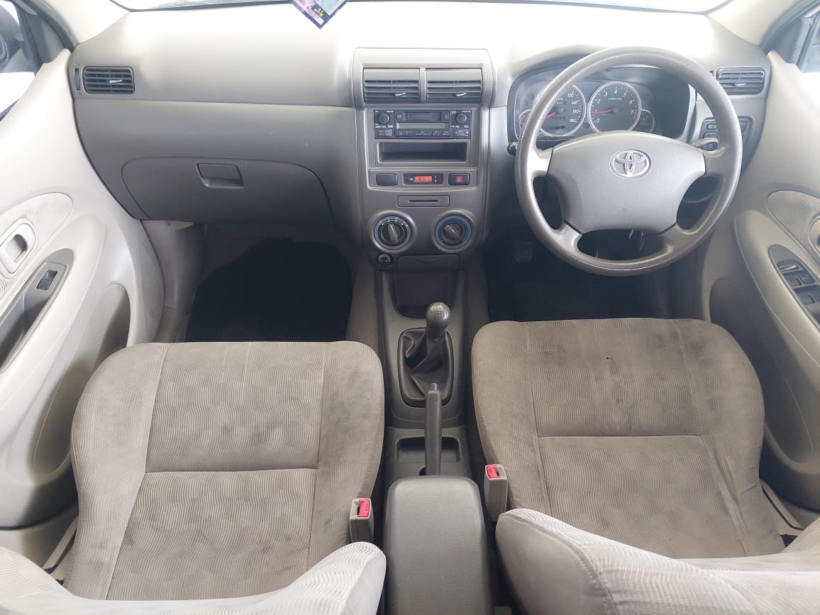 2011 Toyota Avanza G 1.3 M/T