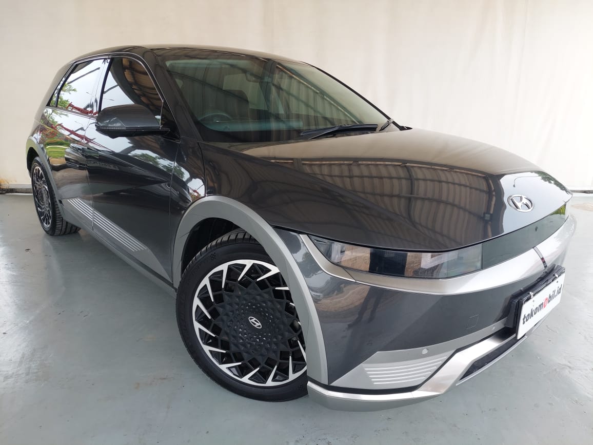 2023 Hyundai Ioniq 5 EV Long Range SIgnature AT