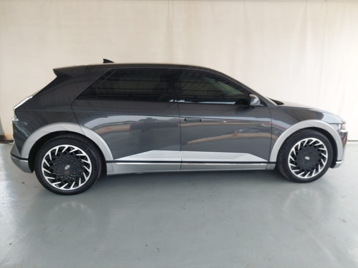 2023 Hyundai Ioniq 5 EV Long Range SIgnature AT