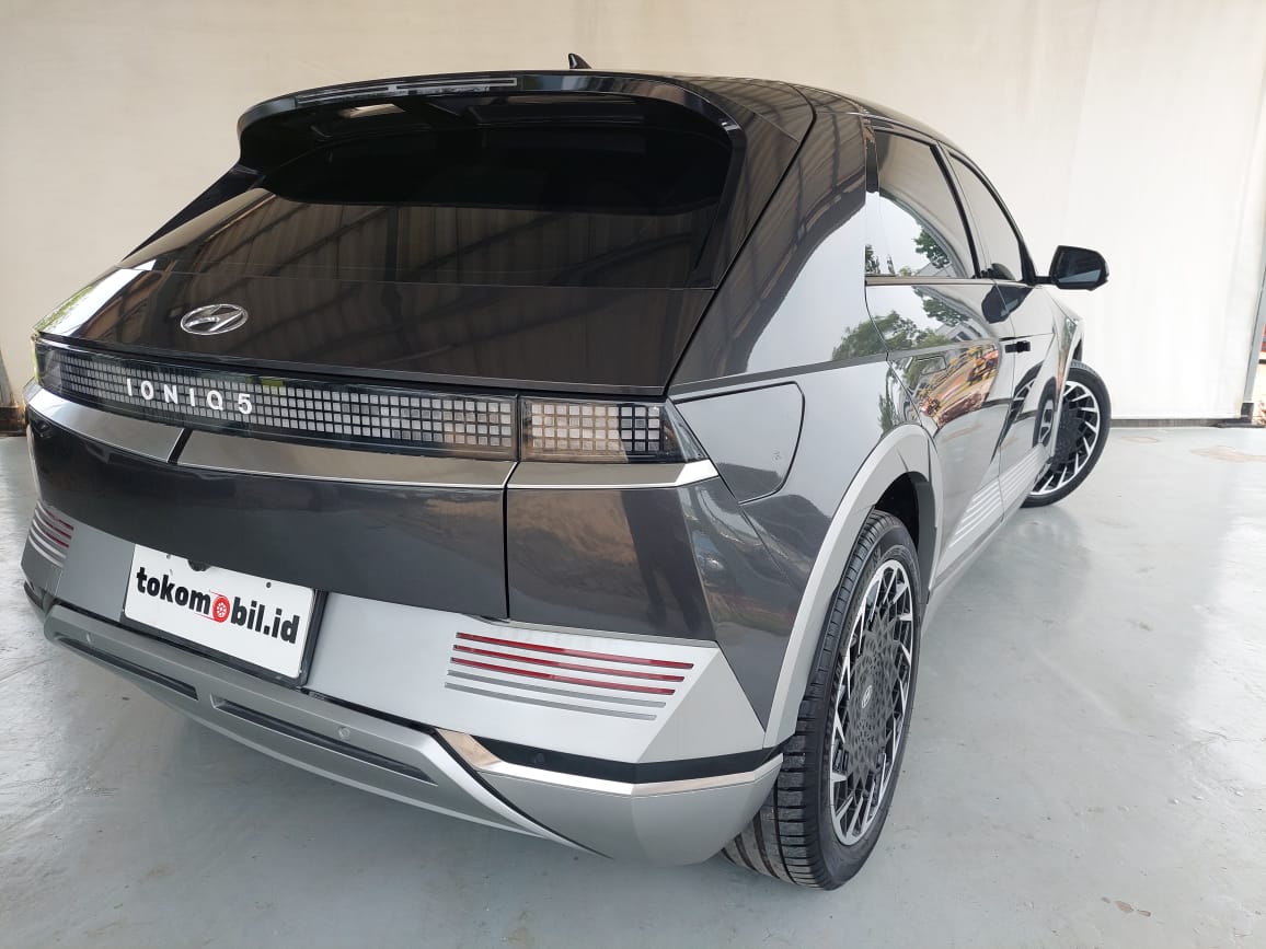 2023 Hyundai Ioniq 5 EV Long Range SIgnature AT