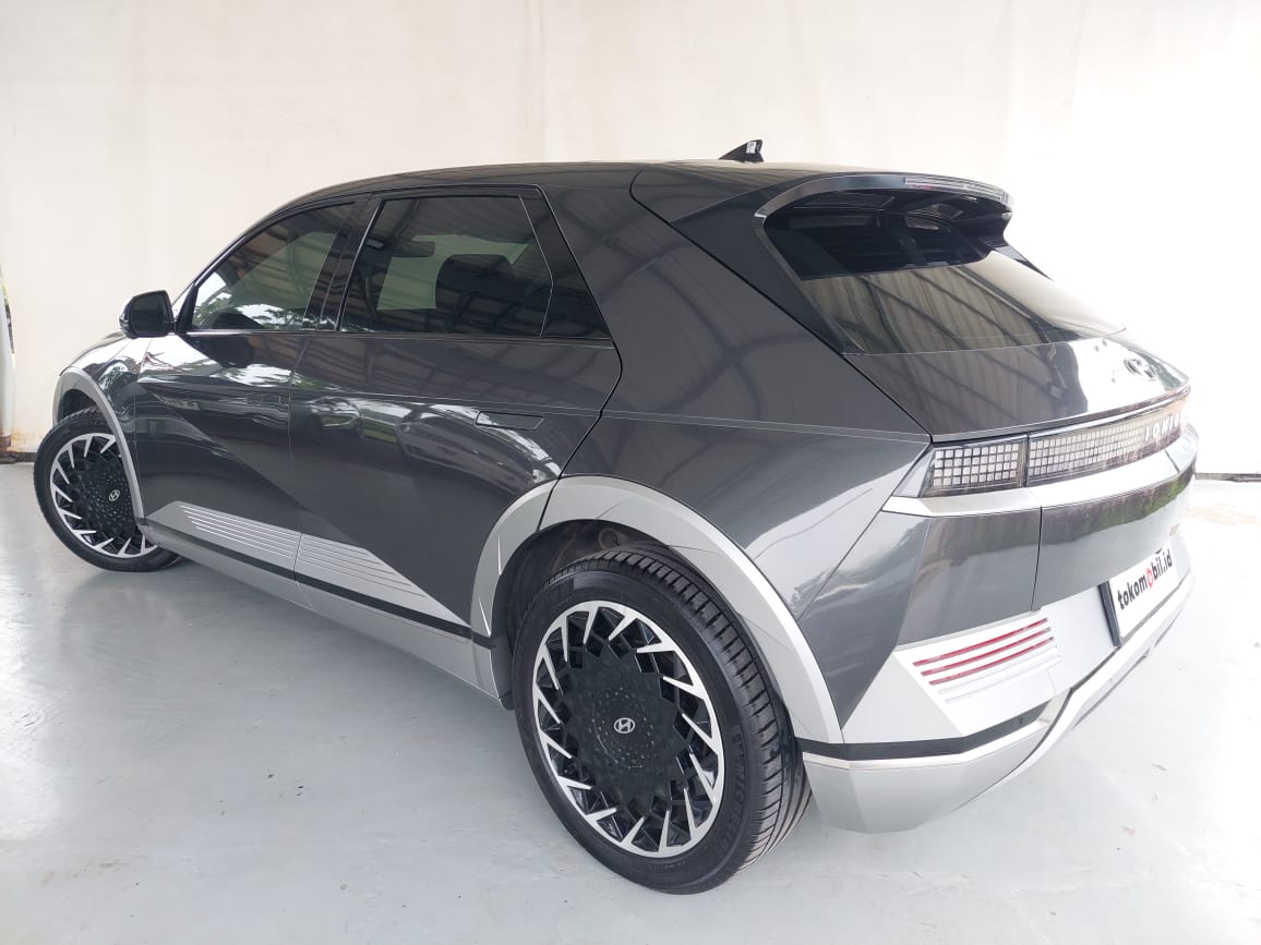 2023 Hyundai Ioniq 5 EV Long Range SIgnature AT