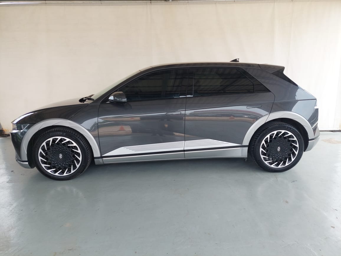 2023 Hyundai Ioniq 5 EV Long Range SIgnature AT