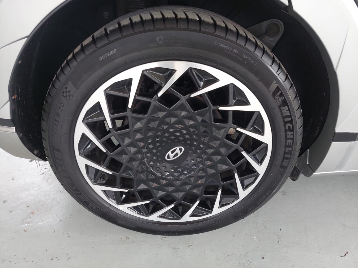 2023 Hyundai Ioniq 5 EV Long Range SIgnature AT