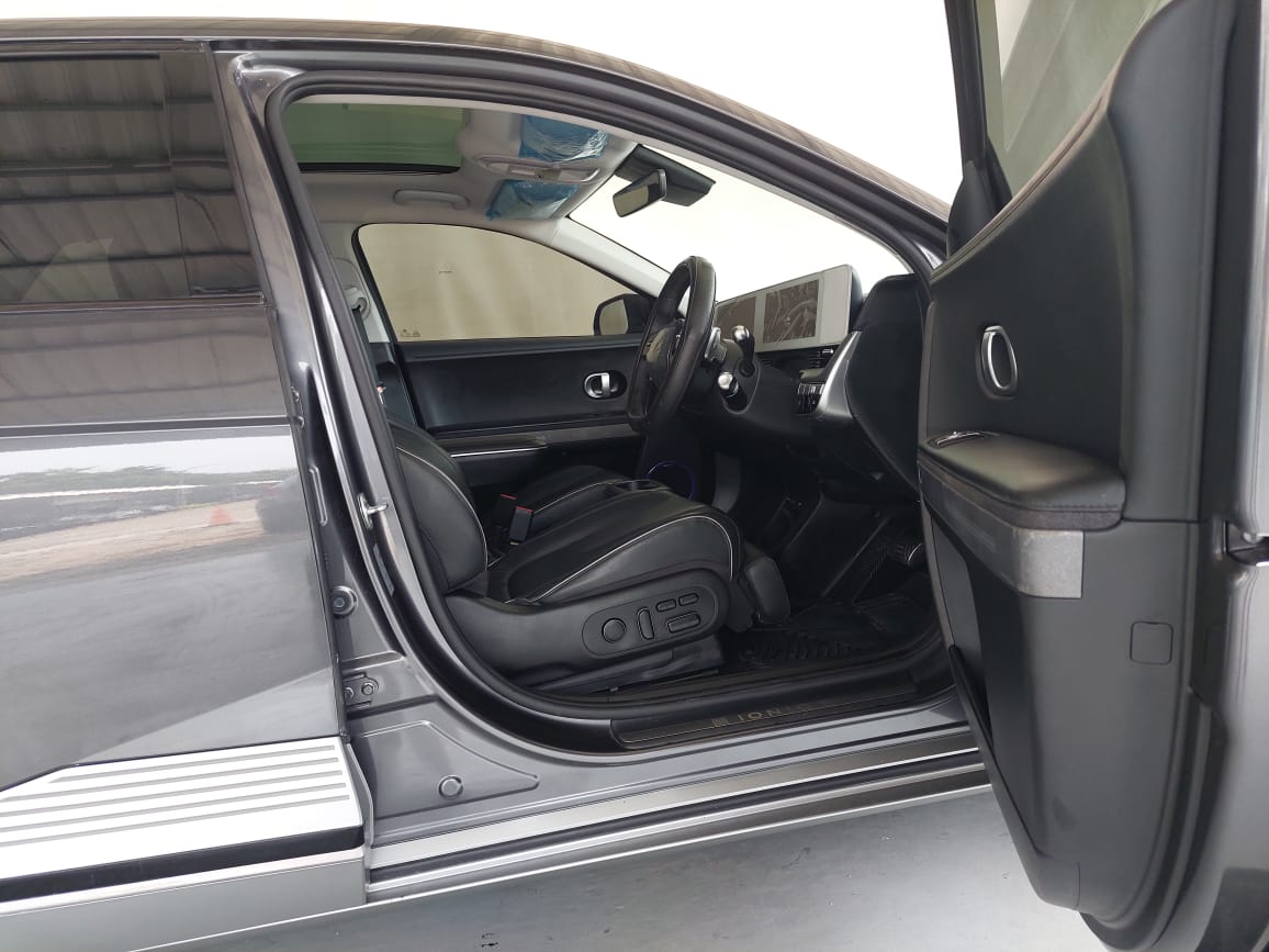 2023 Hyundai Ioniq 5 EV Long Range SIgnature AT