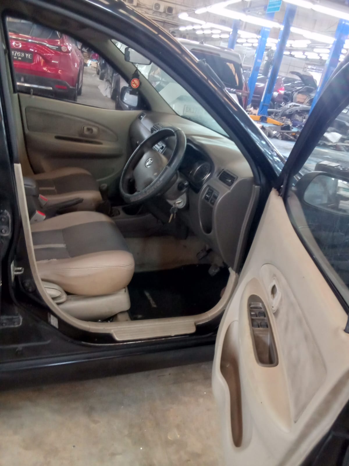 2011 Toyota Avanza G 1.3 M/T