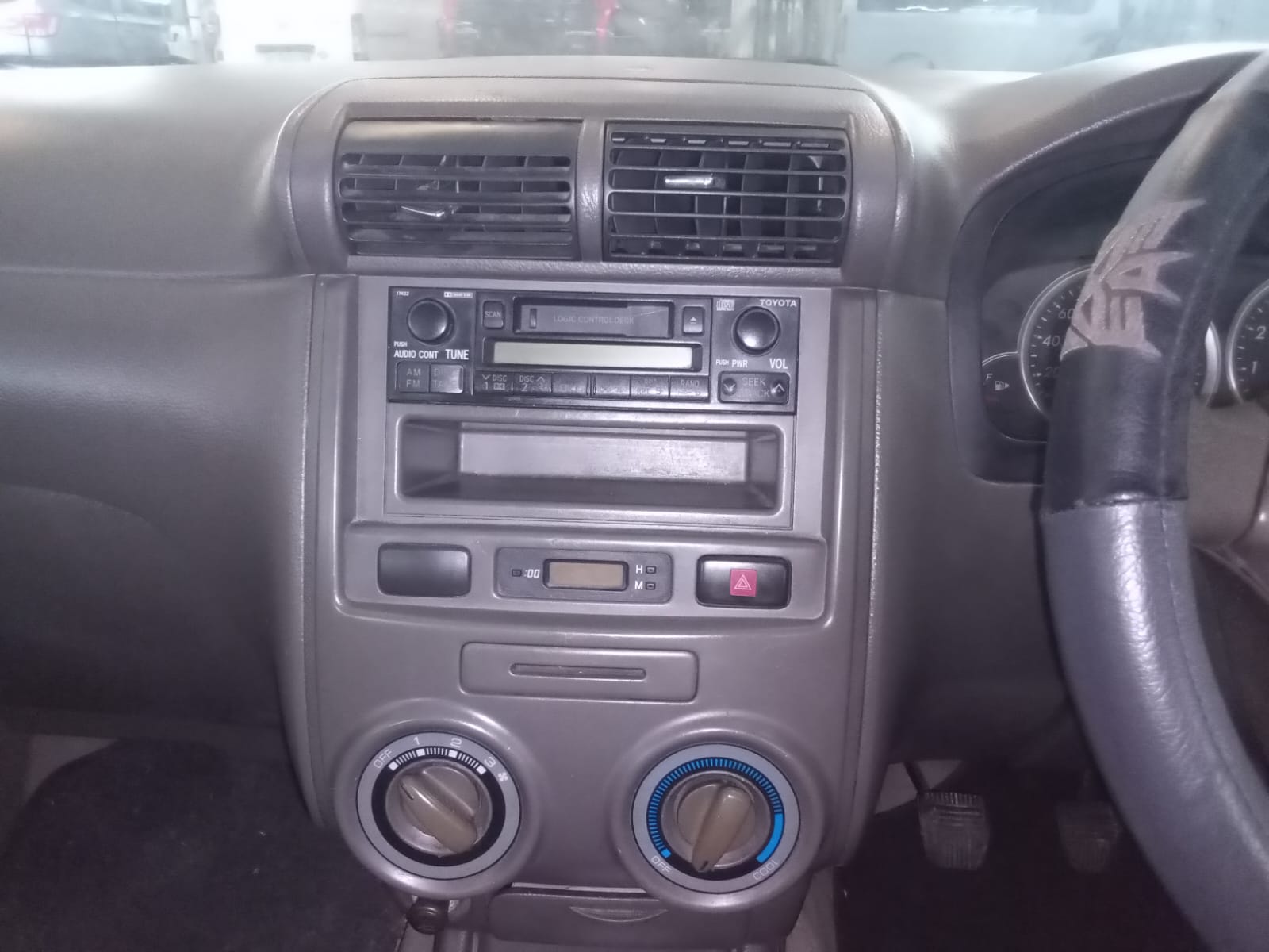 2011 Toyota Avanza G 1.3 M/T