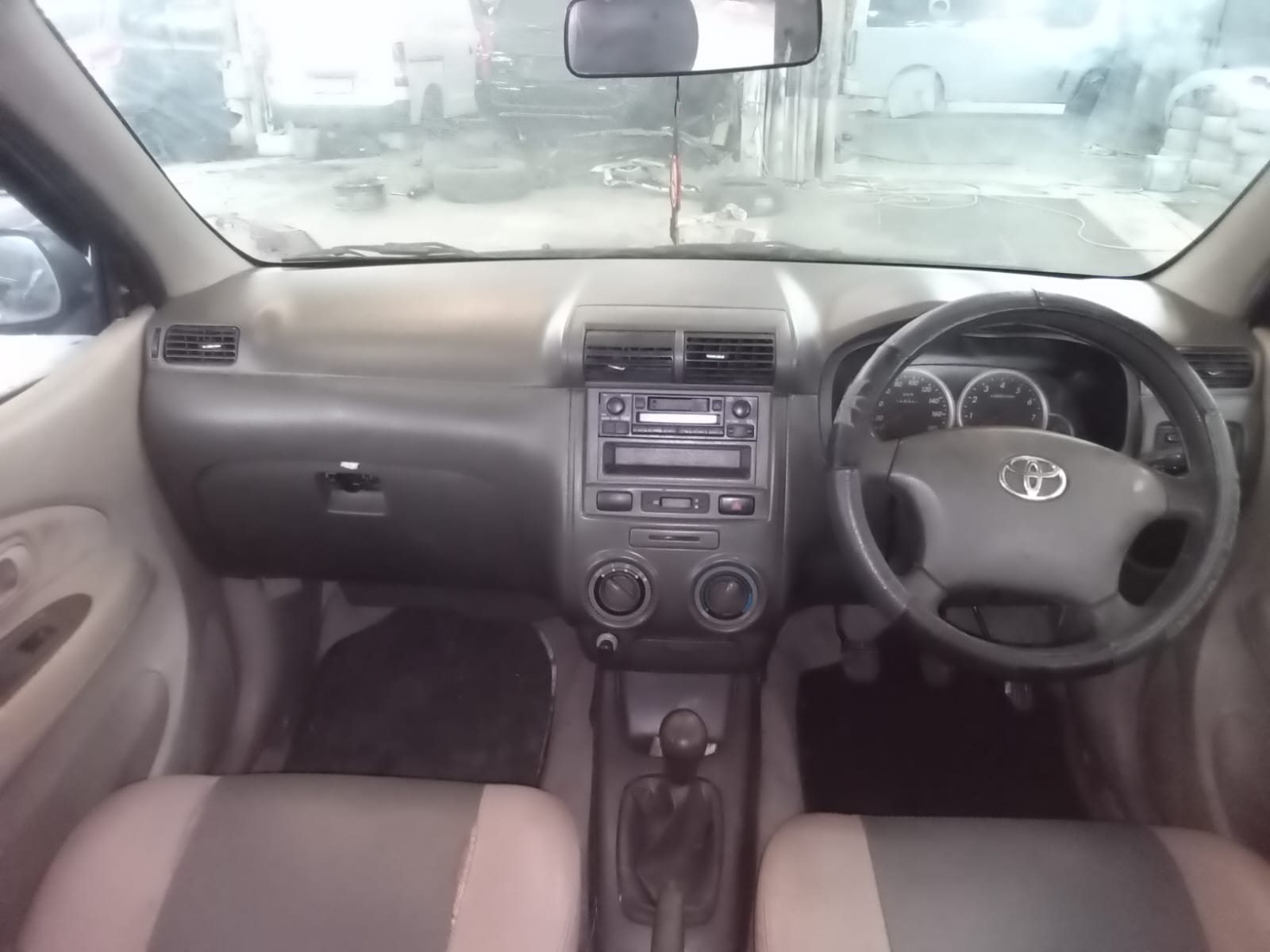 2011 Toyota Avanza G 1.3 M/T