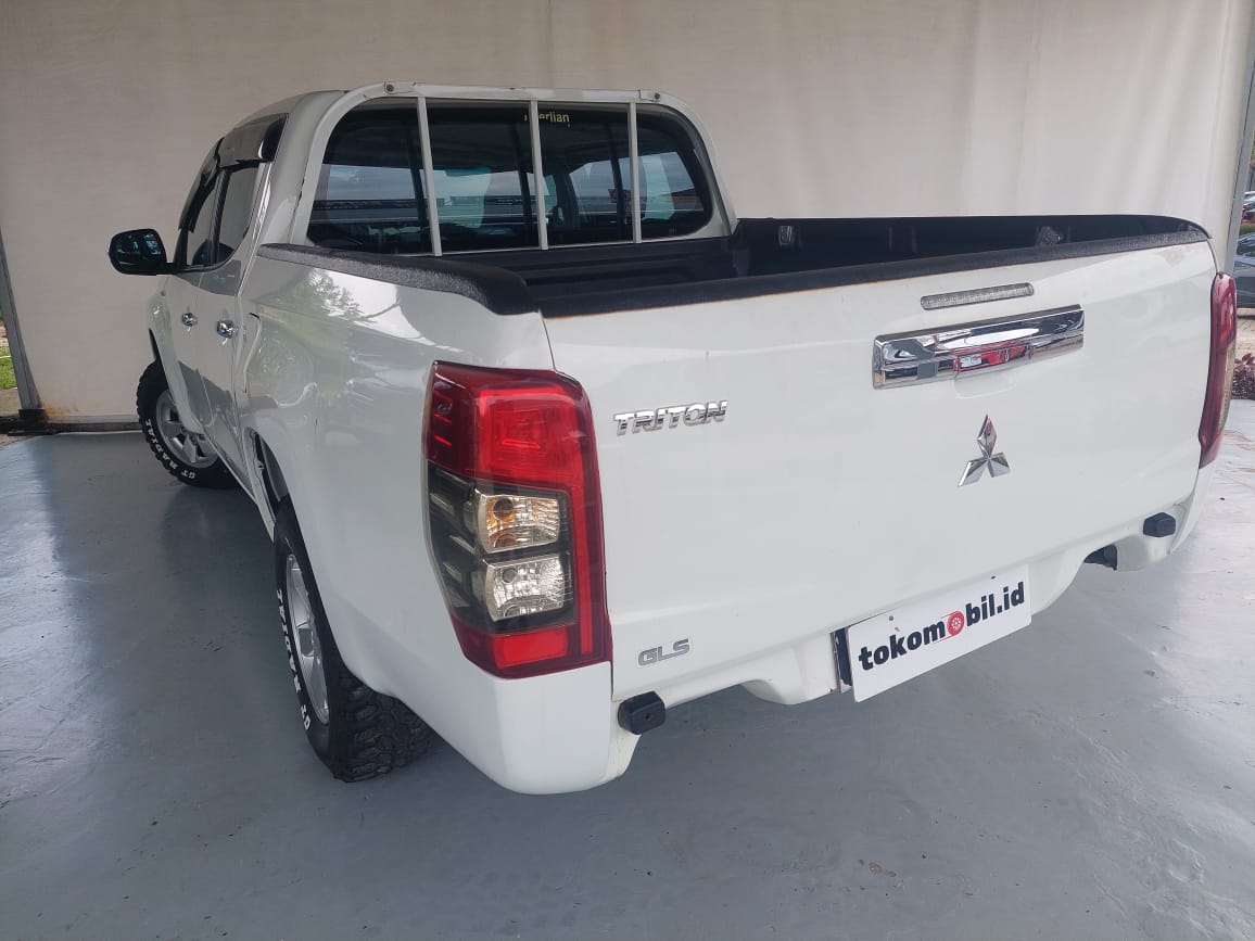 2022 Mitsubishi Triton 2.4 DC GLS 4X4 M/T