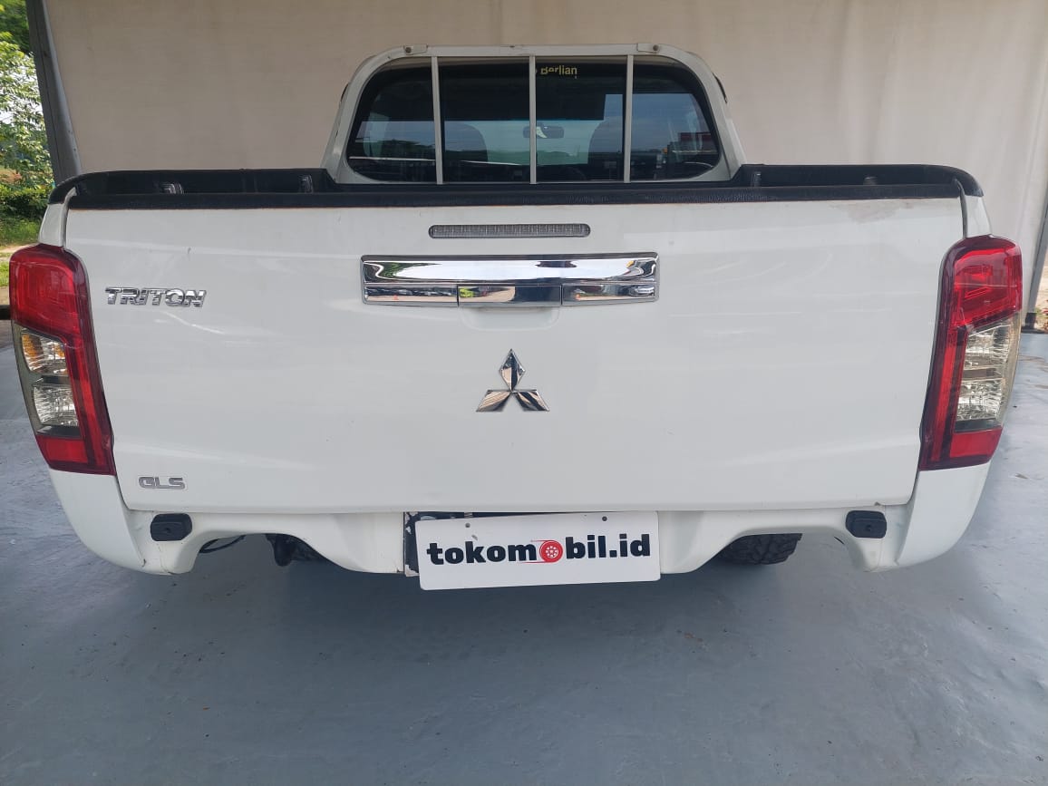 2022 Mitsubishi Triton 2.4 DC GLS 4X4 M/T