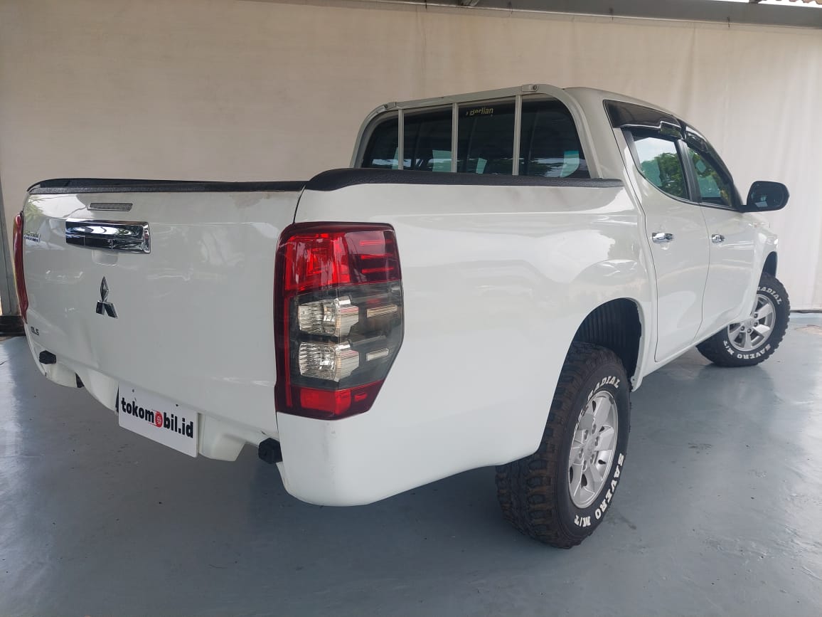 2022 Mitsubishi Triton 2.4 DC GLS 4X4 M/T